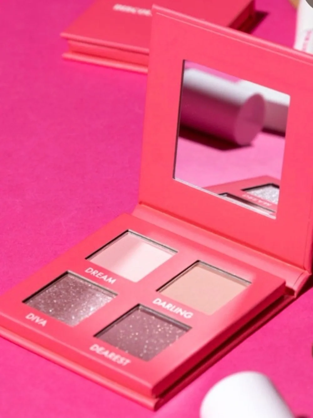 Pink Four-Pan Eyeshadow Palette - Warm Neutrals & Shimmer.